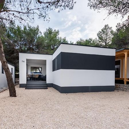 Luxury Mobile Home Pretty Green - Premium - Oaza Mira Resort -50 M From The Beach Drage Extérieur photo